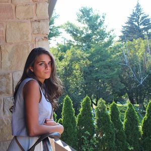 Meet your Posher, Morena